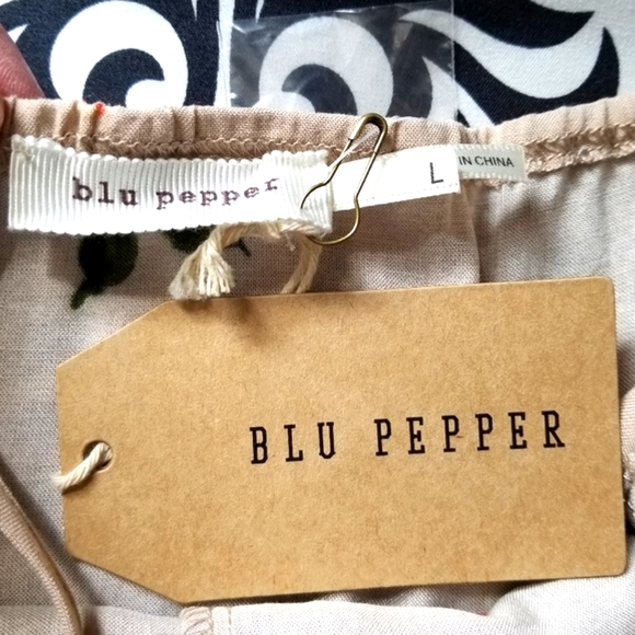 Blue Pepper NWT Popover Floral Maxi Dress L - Picture 7 of 8